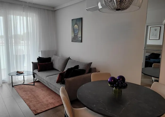 Perlowa Glam Haven Apartment